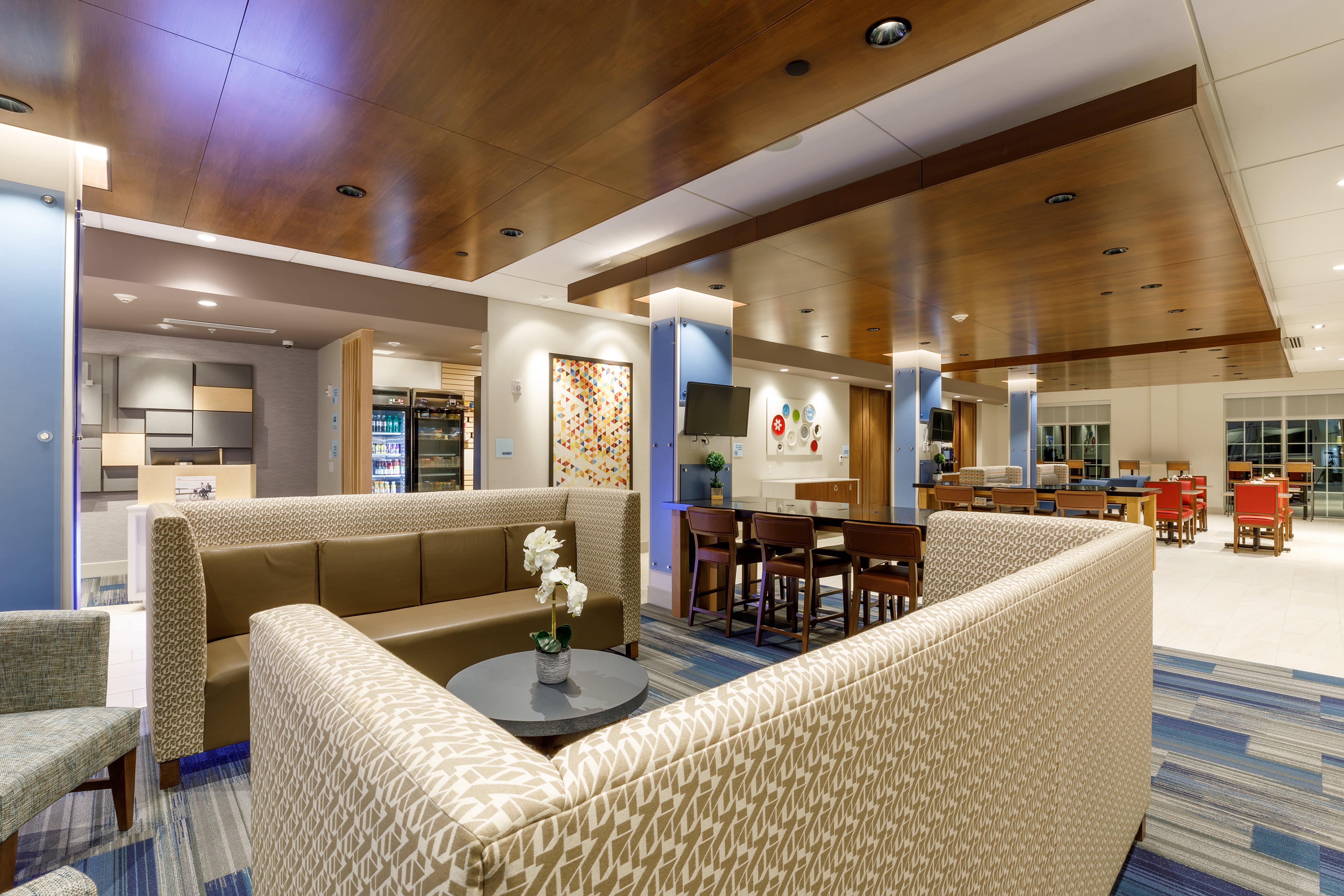 Holiday Inn Express & Suites - Sturbridge By Ihg Kültér fotó