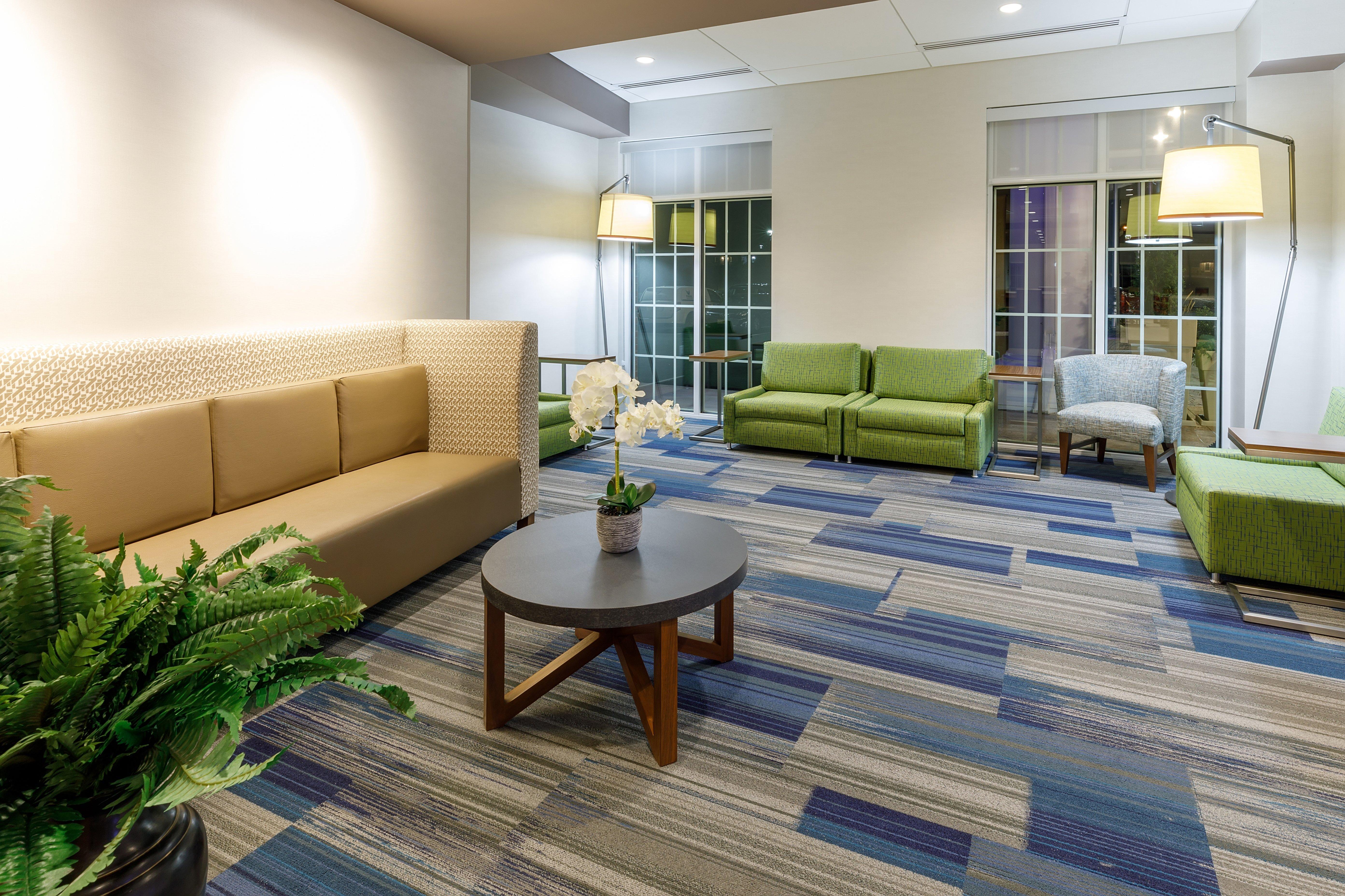 Holiday Inn Express & Suites - Sturbridge By Ihg Kültér fotó
