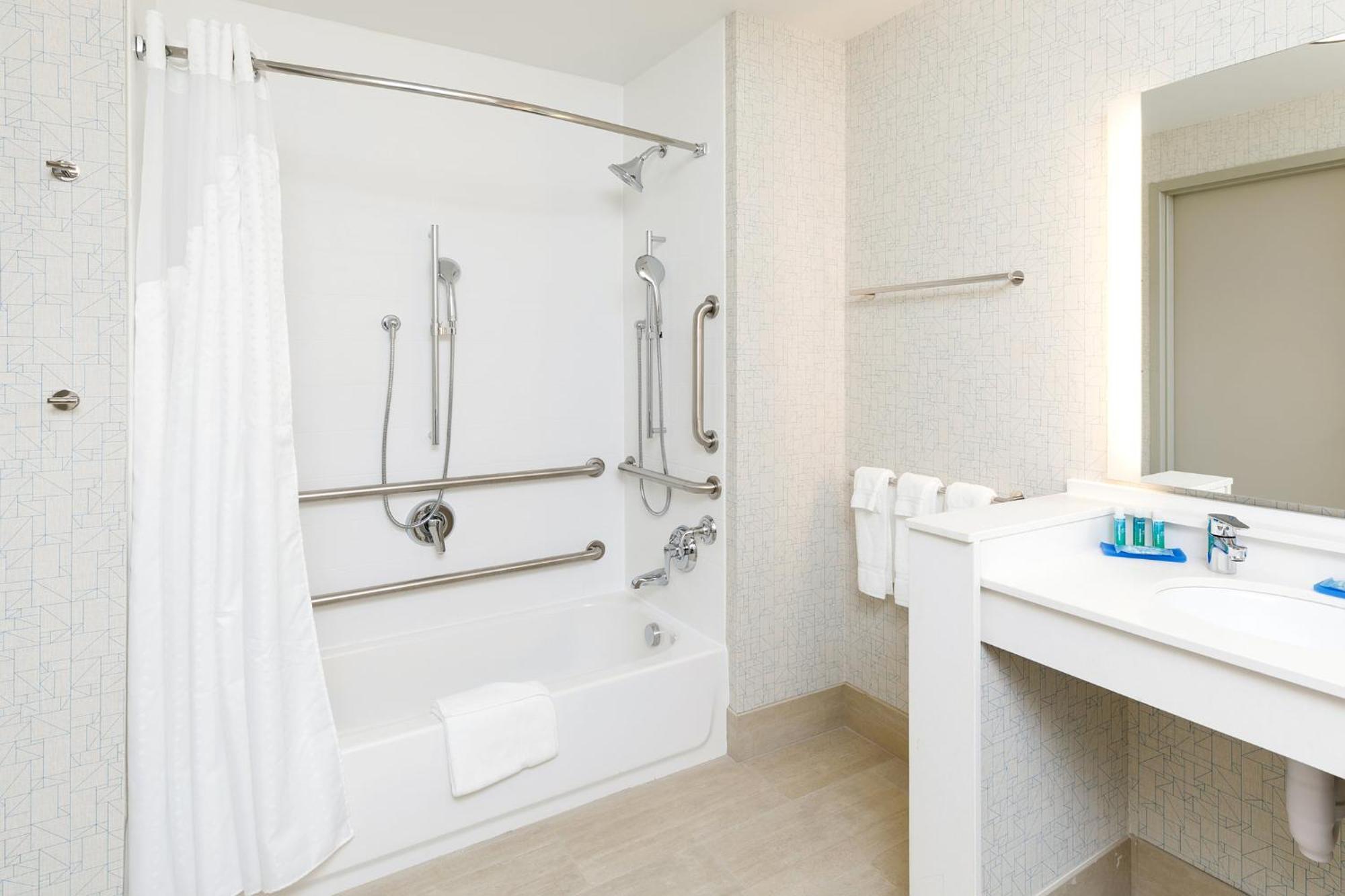 Holiday Inn Express & Suites - Sturbridge By Ihg Kültér fotó